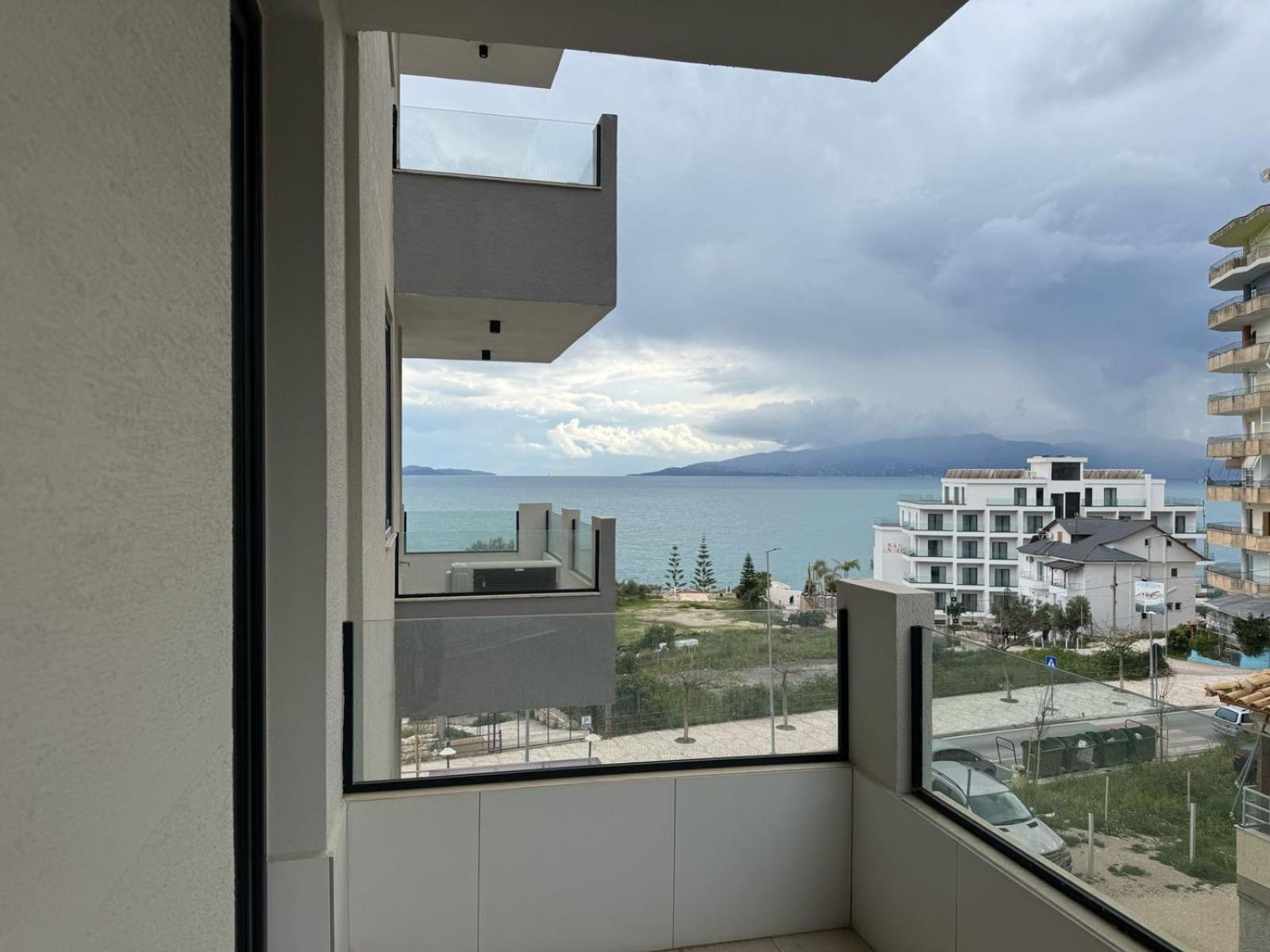 Alpha Seaside Apartment Sarandë Exterior foto