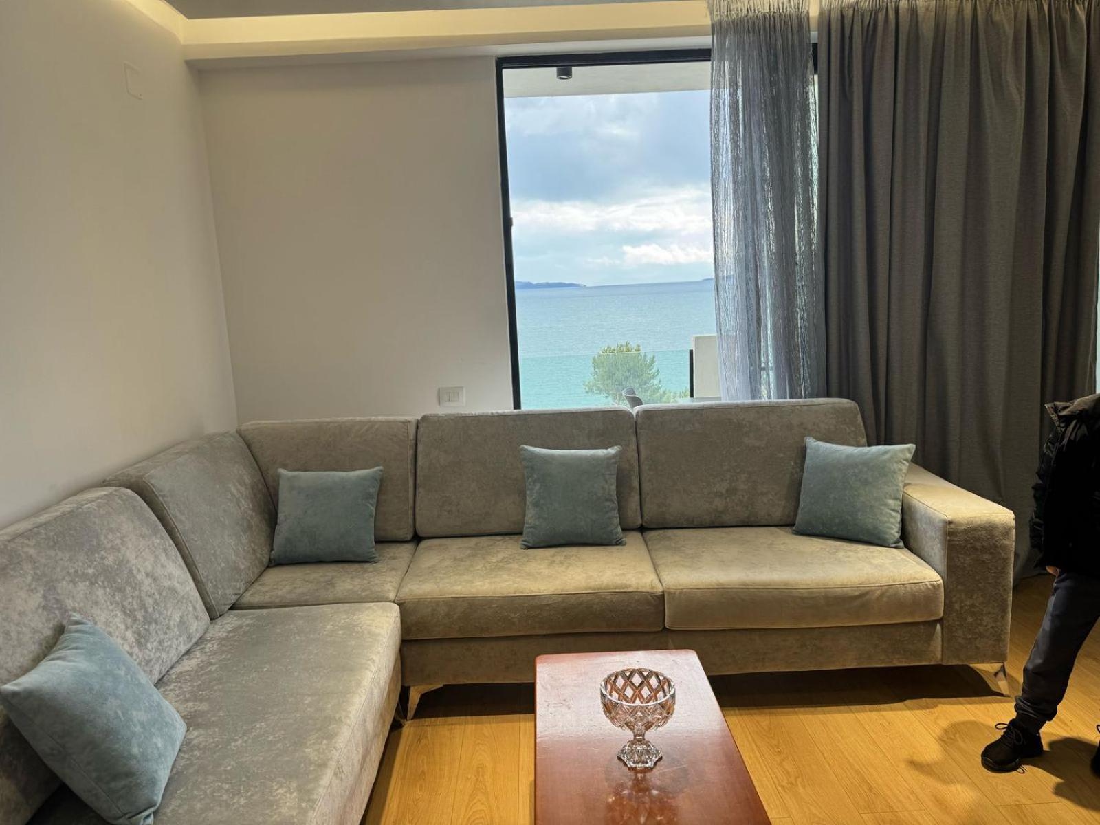 Alpha Seaside Apartment Sarandë Exterior foto
